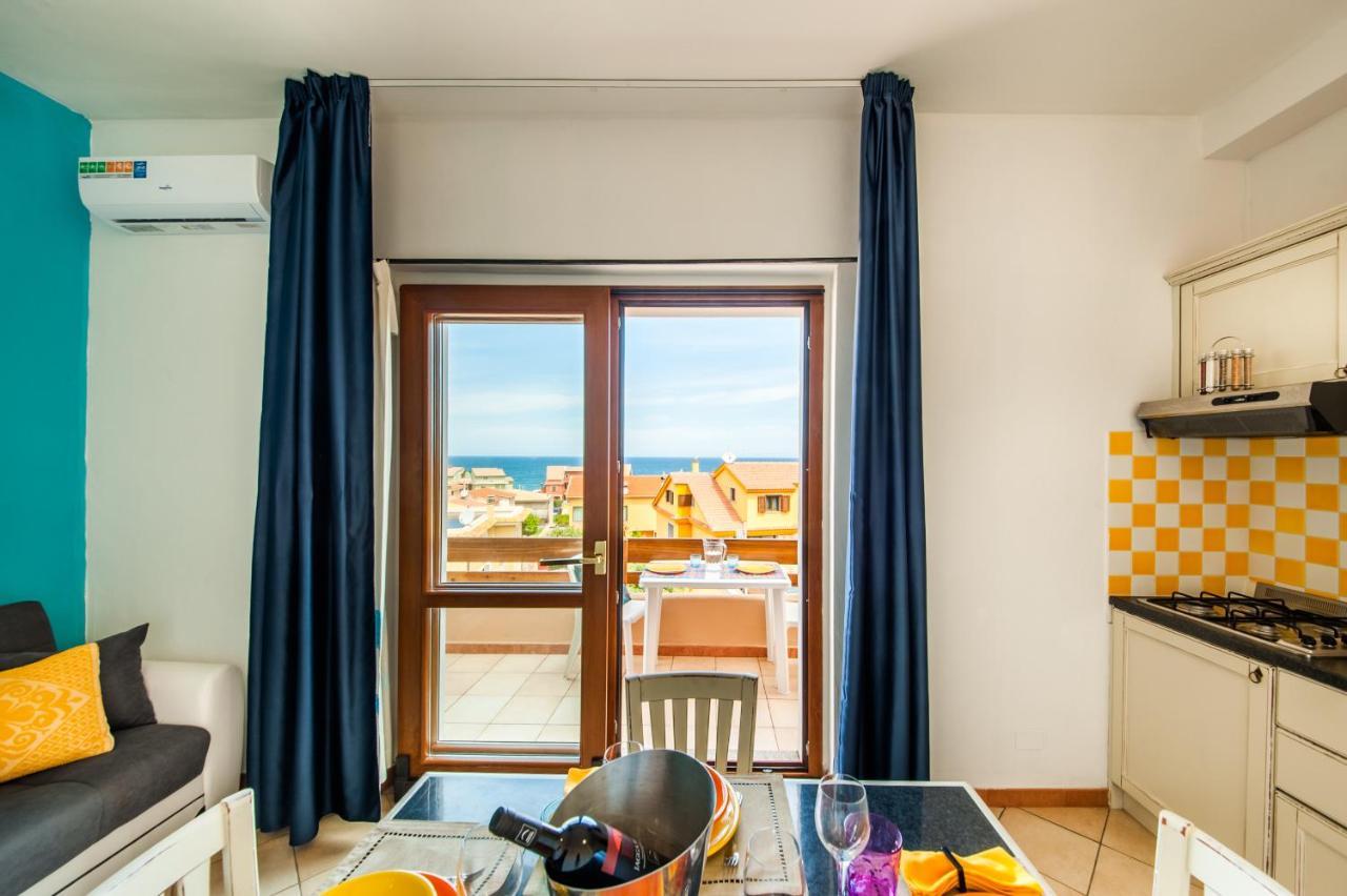 Casa Vacanze Il Grecale-A Pochi Passi Dal Mare Apartment Castelsardo Exterior foto
